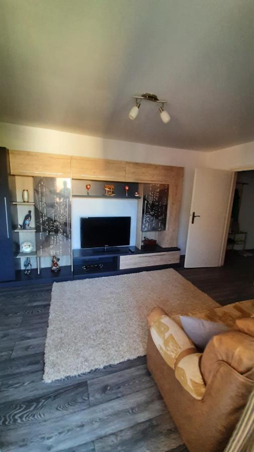 Apartament Victory Leilighet Orşova Eksteriør bilde