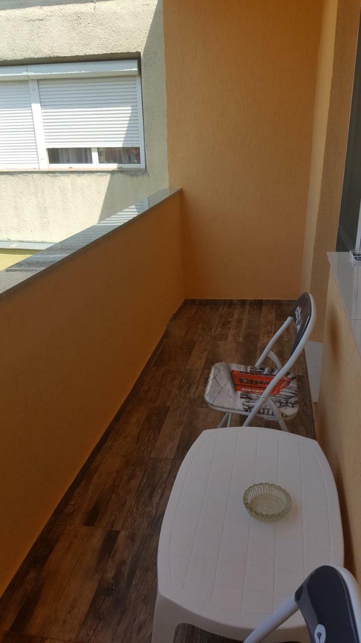Apartament Victory Leilighet Orşova Eksteriør bilde