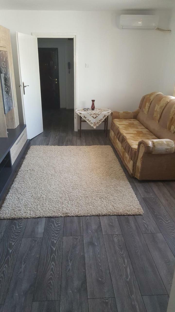 Apartament Victory Leilighet Orşova Eksteriør bilde