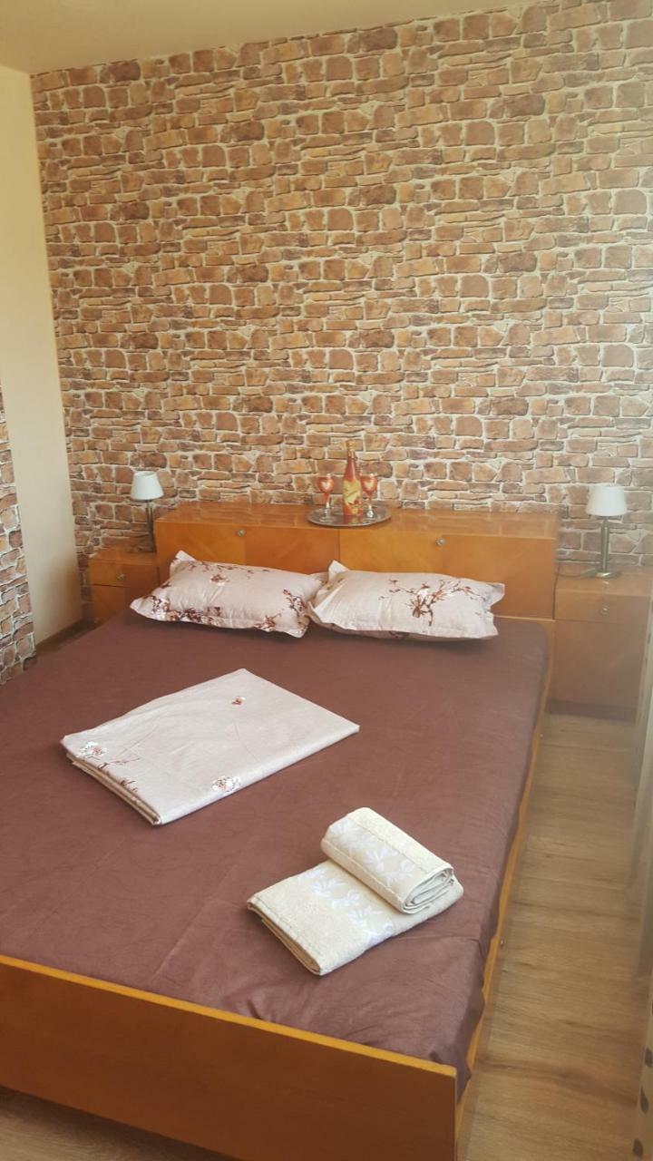 Apartament Victory Leilighet Orşova Eksteriør bilde