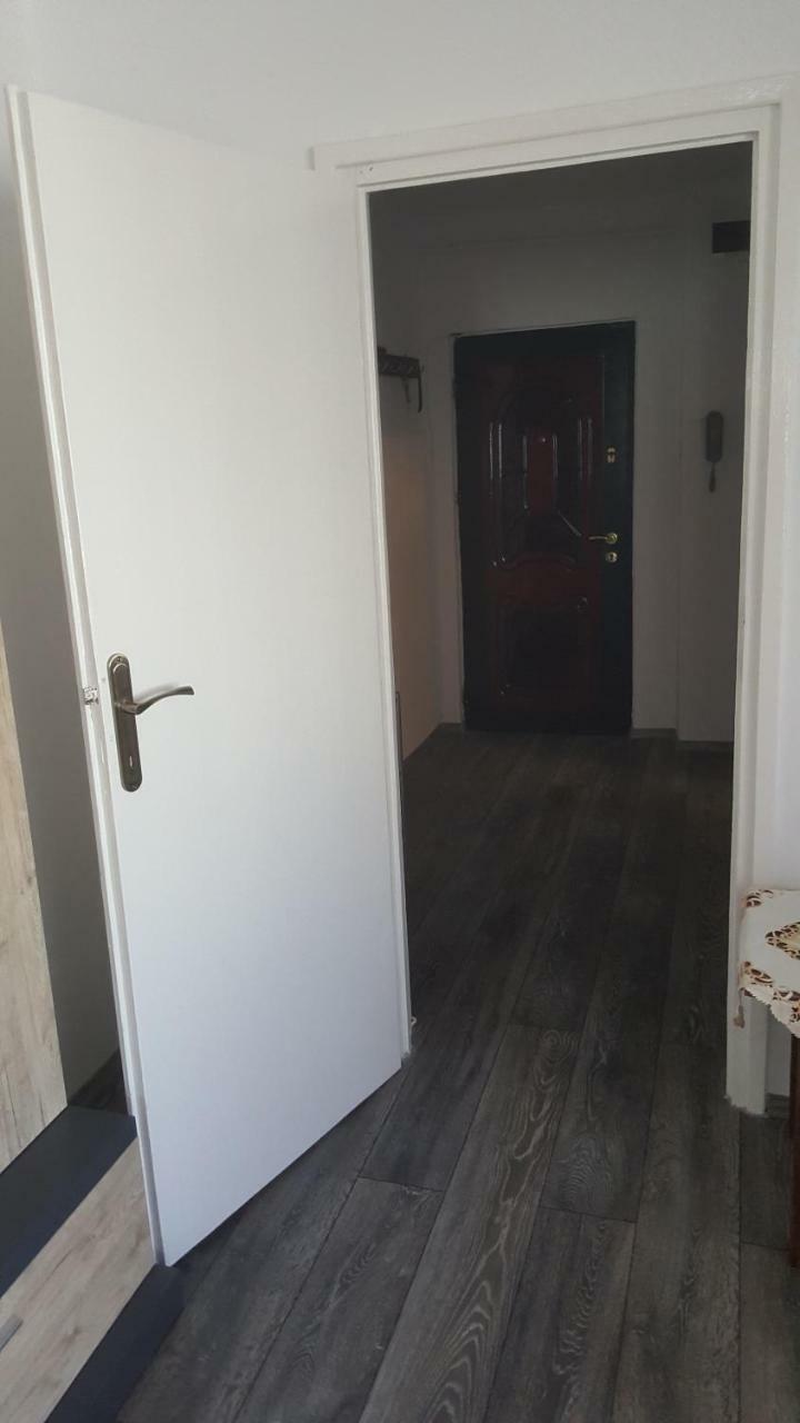 Apartament Victory Leilighet Orşova Eksteriør bilde